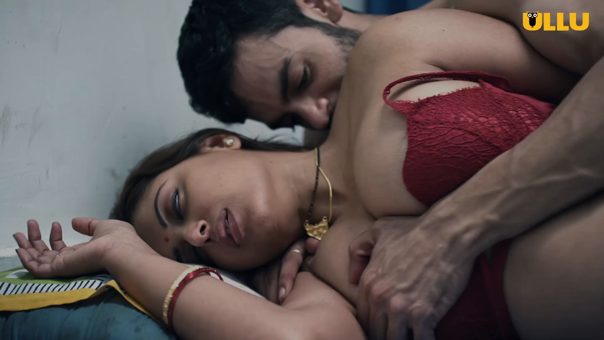 Sneha paul hot scene