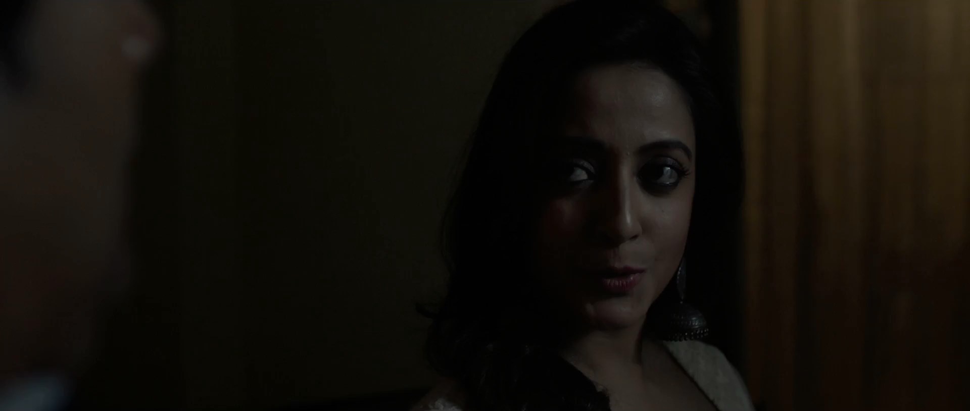 KAYA The Mystery Unfolds 2021 Bengali Movie 1080p WEB DL x264 AAC.mp4 snapshot 01.51.15.250