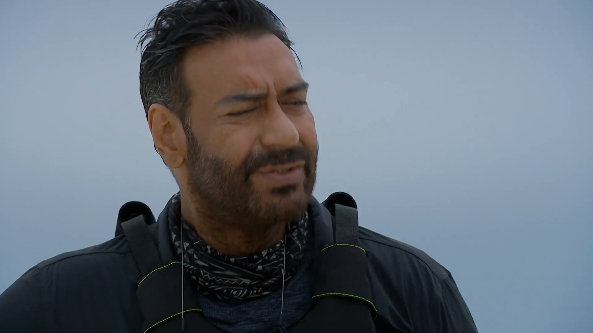 Into.the.Wild.With.Bear.Grylls.and.Ajay (5)