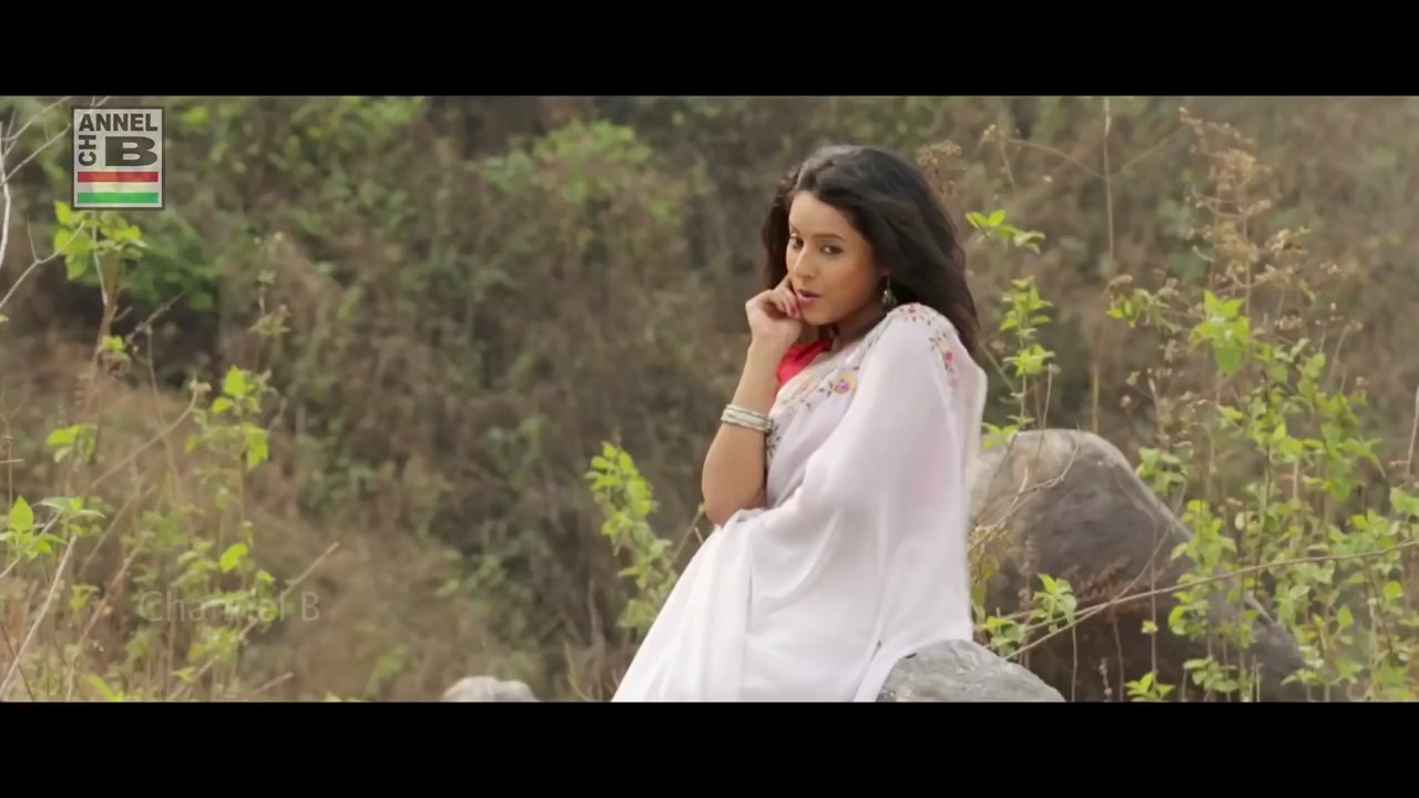 Bhalobasha Emoni Hoy Bengali Full Movie.mp4 snapshot 00.40.36.541
