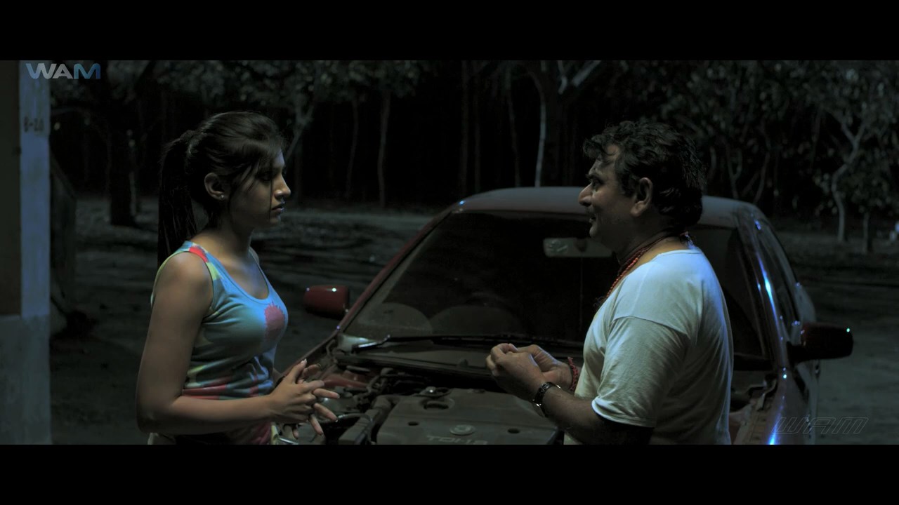 CINEMA-HALL-2021-Bengali-Dubbed-Movie.mp4_snapshot_01.34.13.333.jpg