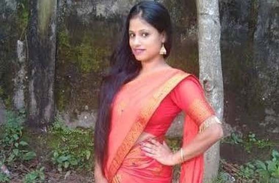 YouTube Vlogger Priya Sharma Naked Show from JoinMyApp Watch