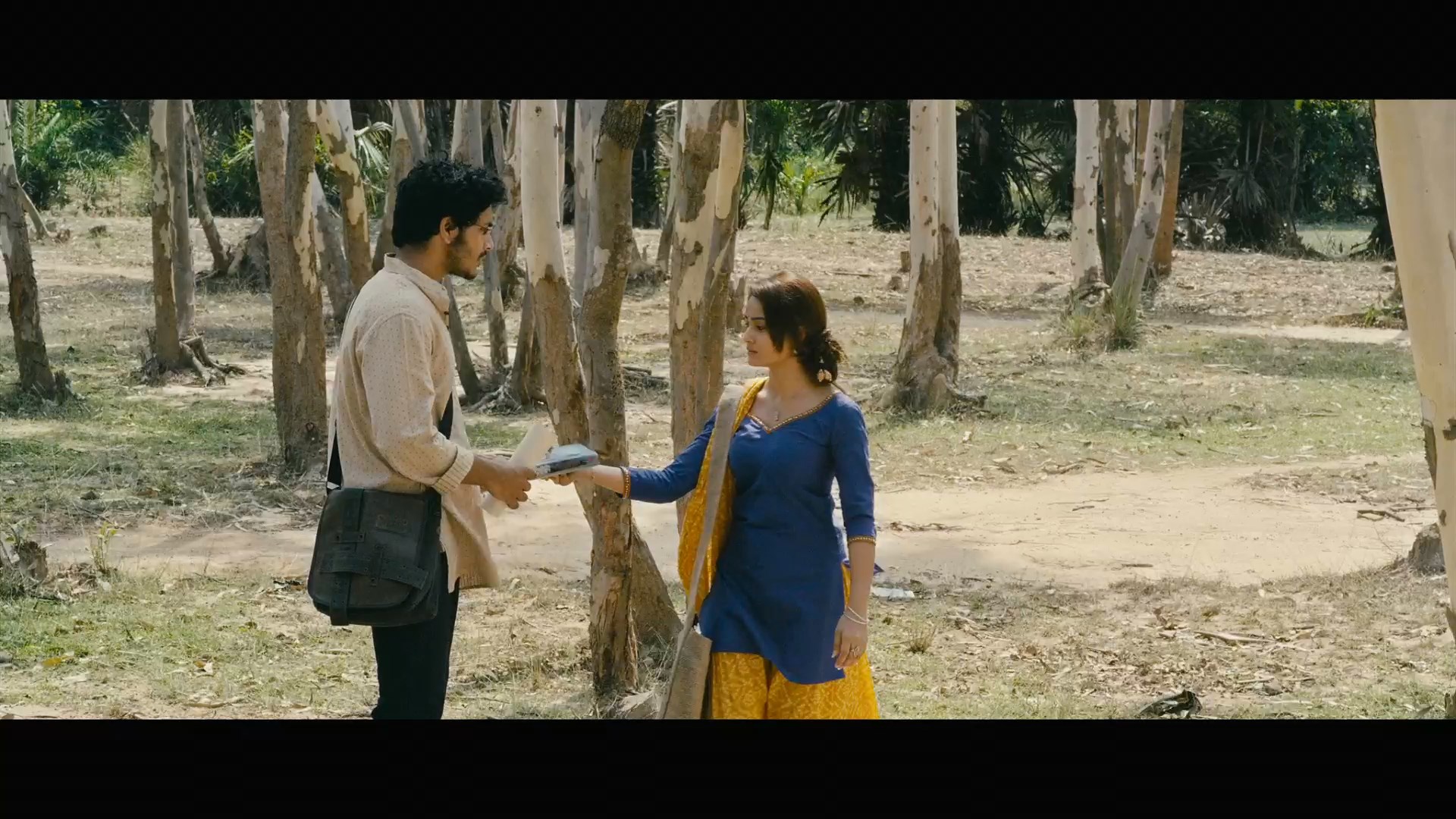 Jodi-Love-Dile-Na-Prane-2014-Bengali-Movie-1080p-HDRip-2.1GB.mkv_snapshot_01.23.41.283.jpg