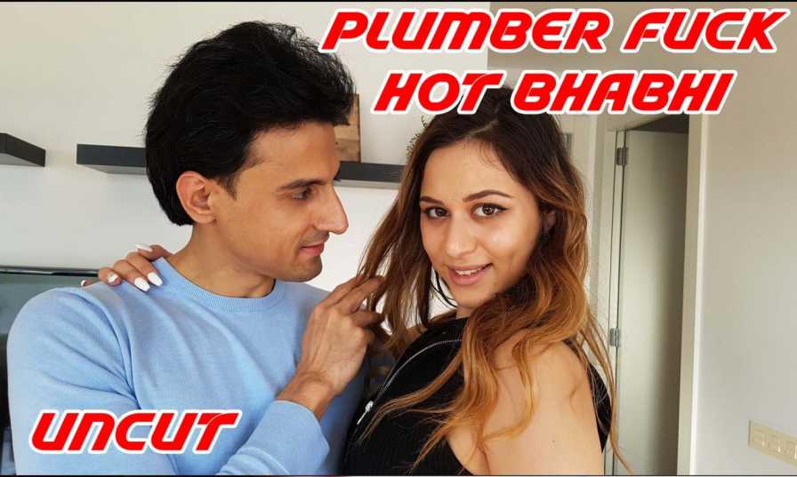 Plumber F*cks Hot Bhabhi 2022 Short Film – NiksIndian