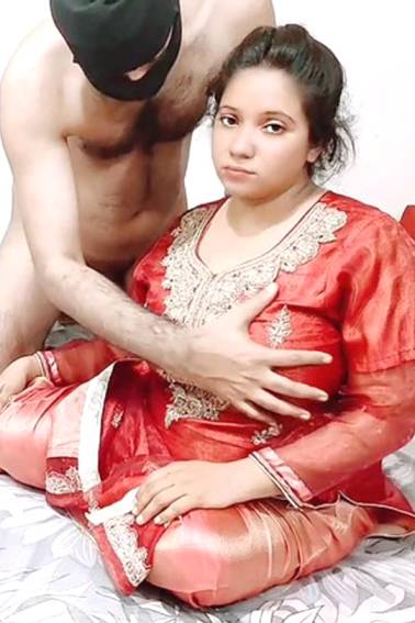 Pakistani Bibi Sadia 2022 Sucking Cock Full HD