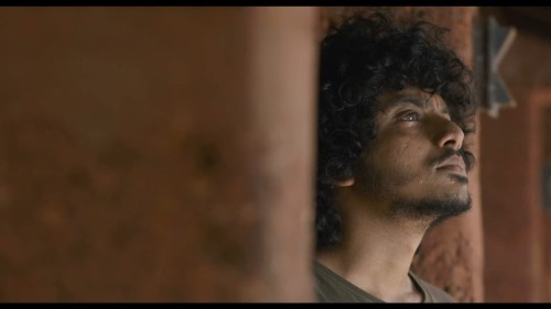 Kaasav (2021) Bengali Dubbed Movie HDRip ESub.mkv snapshot 01.37.54.000