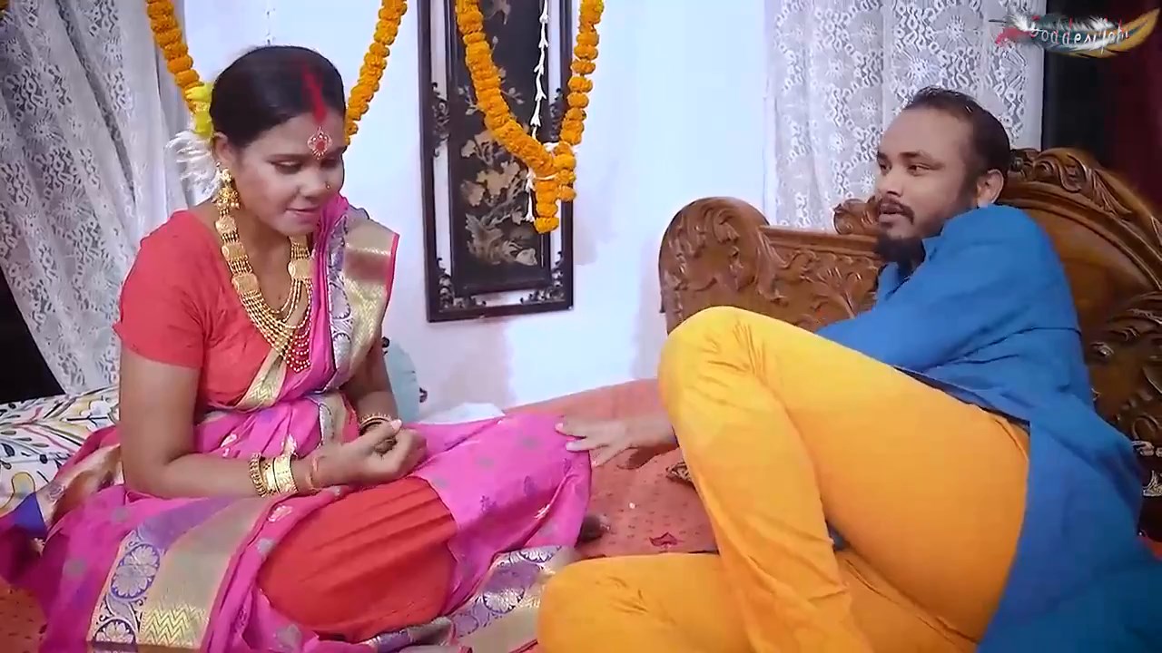 Dulhan Ki Paheli Suhagrat Pati Ki Jagha Debar Ne Bhabhi Ke Sath Mana Liya ~ GoddesMahi.ts snapshot 0