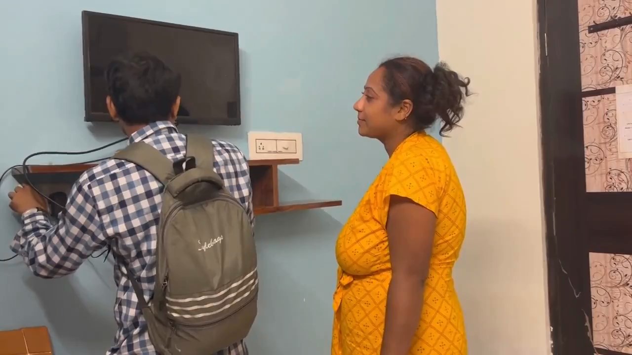 Big Boobs House Owner Arpita Ghosh Fuck with Tv Mechanic.ts snapshot 01.41.755