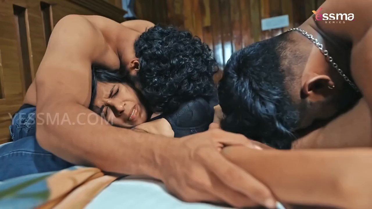 Mallu Actress Fucking Outdoor With Lover And By Two Boyss.mp4 snapshot 01.16.840