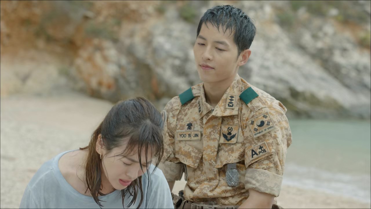 Descendants of the Sun (2016) S01E05 720p 10bit BluRay x265 HEVC [Org DTH Hindi DD 2.0 ~ 224Kbps + E