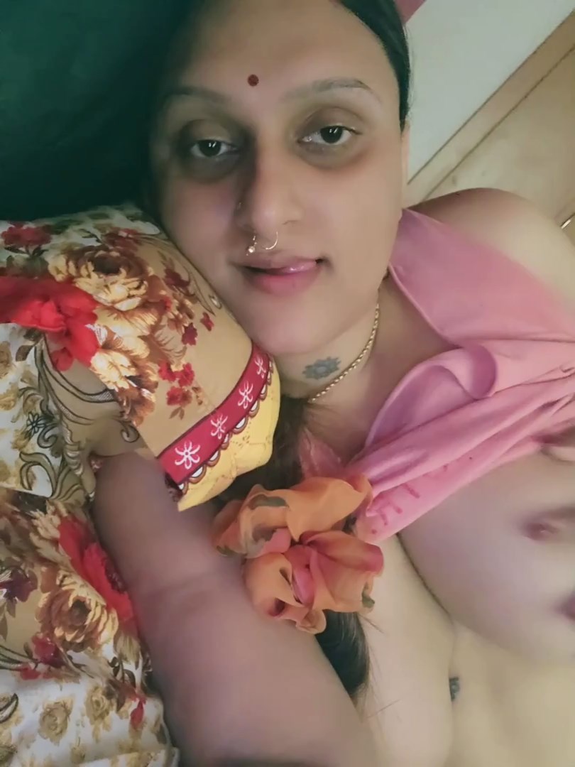 Bhargavi Devi Showing Boobs & Pussy on Live.ts snapshot 01.33.990