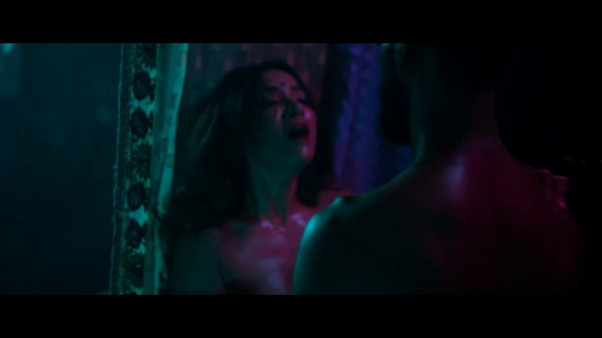 India Lockdown (2022) Dazzling sex scenes.ts snapshot 00.04.823