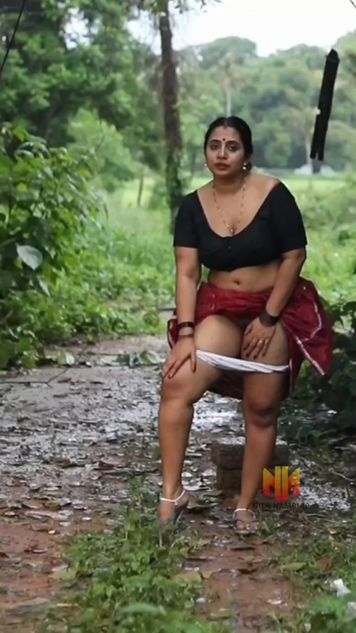 Nila Nambiar Outdoor Nude New.ts snapshot 02.49.417