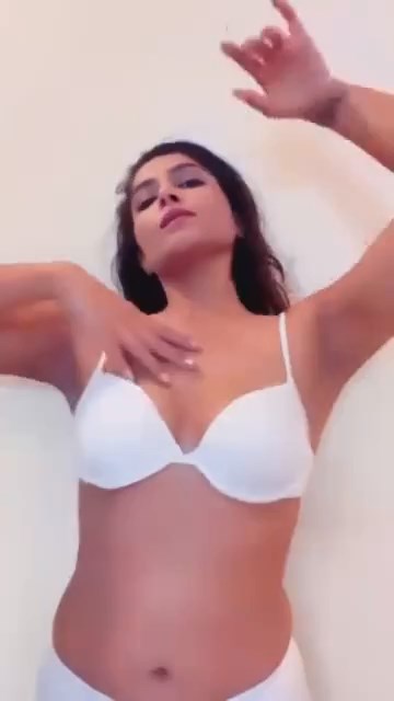 Indian Insta Model Tanya Chaudhari Aka officialtanya Solo 2 Videos – App Content 2024 720p HDRip Watch