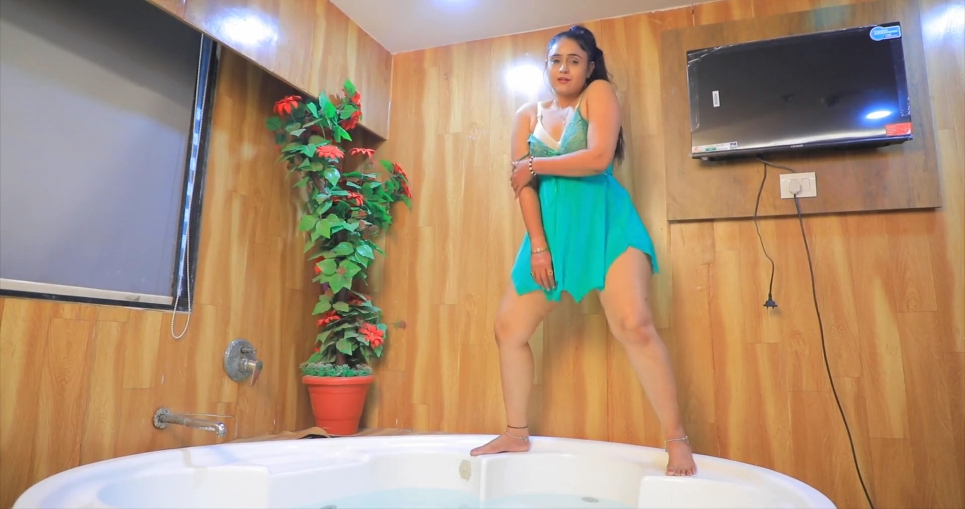 Pallavi Patil Solo 1080p.mp4 at Streamtape.com.mp4 snapshot 00.10.000